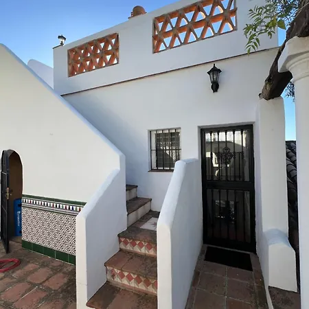 Charmante Casita Met Veranda En Prive Zwembad Op Een Kleinschalige Finca *