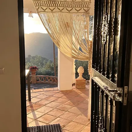 Vakantiehuis Charmante Casita Met Veranda En Prive Zwembad Op Kleinschalige *