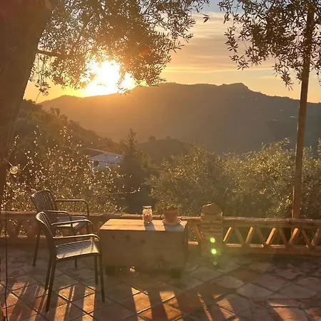 Charmante Casita Met Veranda En Prive Zwembad Op Een Kleinschalige Finca *